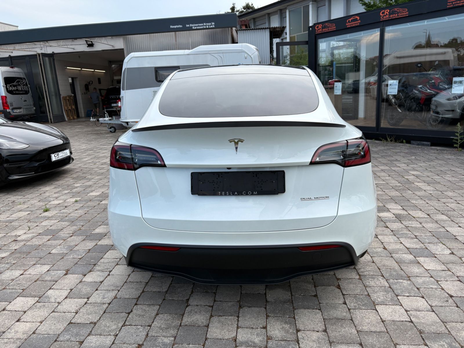 Tesla Model Y Performance Dual AWD