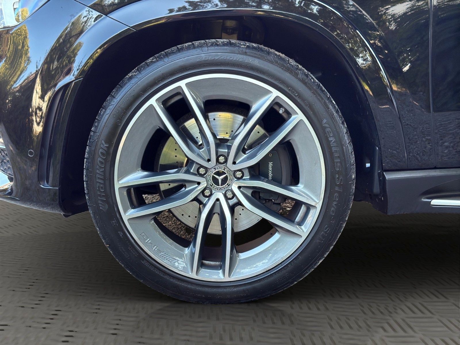 Mercedes-Benz GLE 400 d GLE - 4Matic AMG PANO LEDER AHK STHEIZ