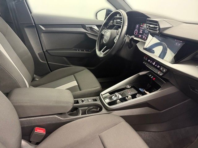 Audi A3 Limousine 35TDI NAVI ACC EINPARKH SITZH KLIMA