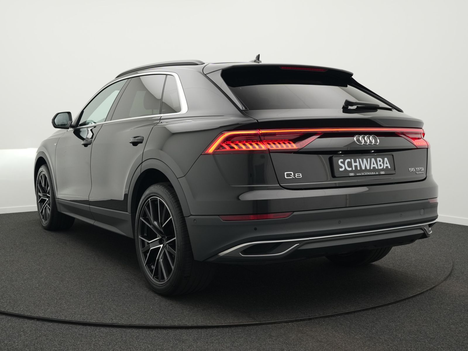Audi Q8 55 TFSI quattro tiptronic 2x S line