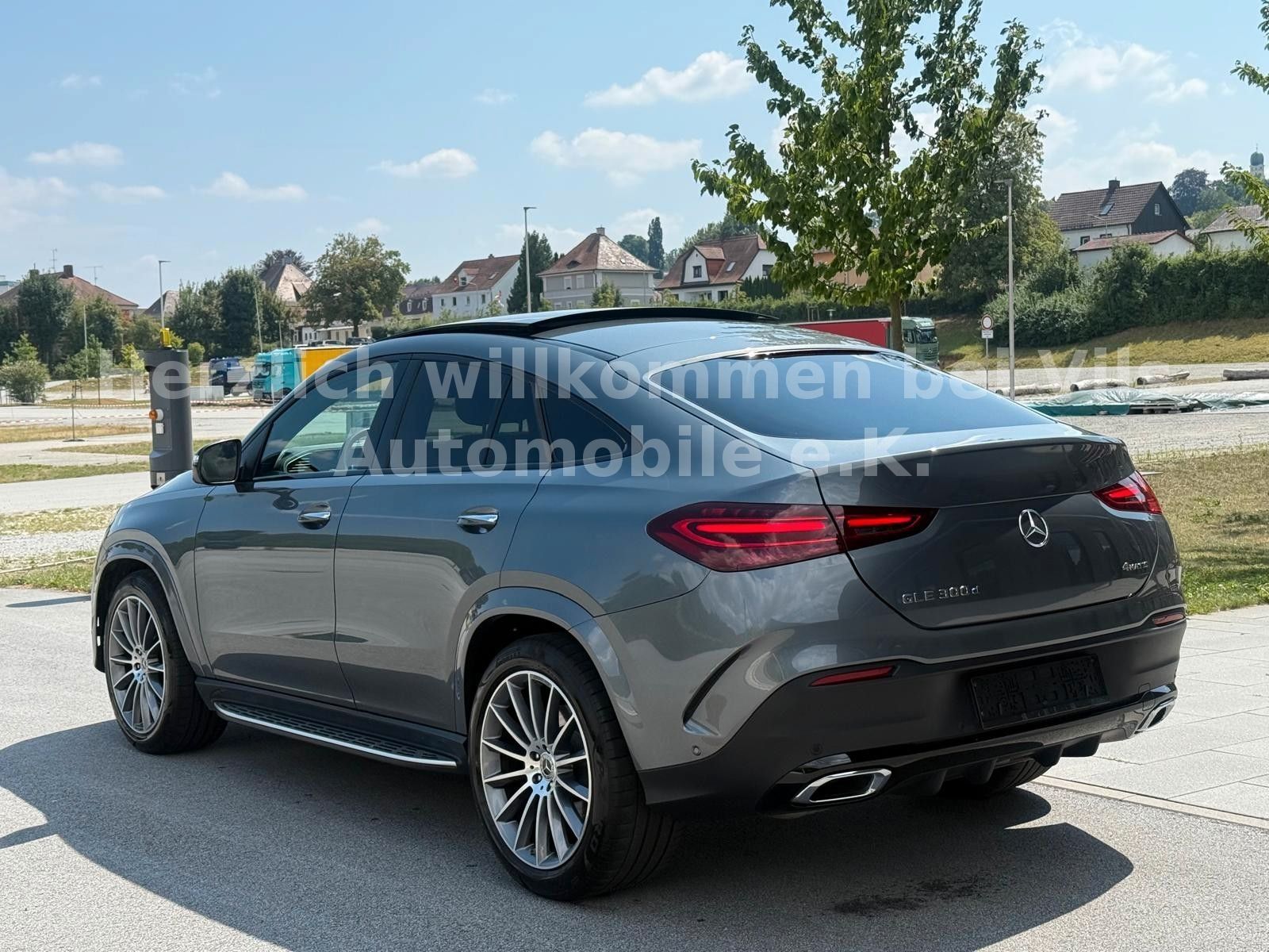 Mercedes-Benz GLE 300d 4M Coupe AMG *PANO*HUD*LUFT*BURM*21"*VO