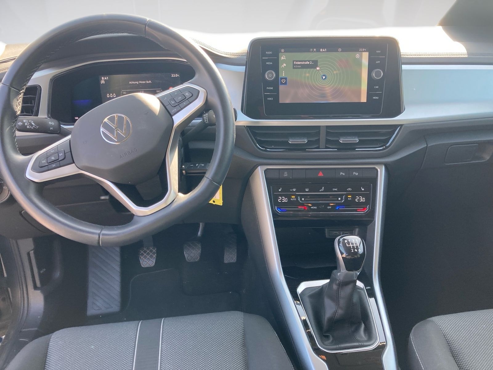 Volkswagen T-Roc LIFE 1.0TSI - Samsaru's Car Outlet