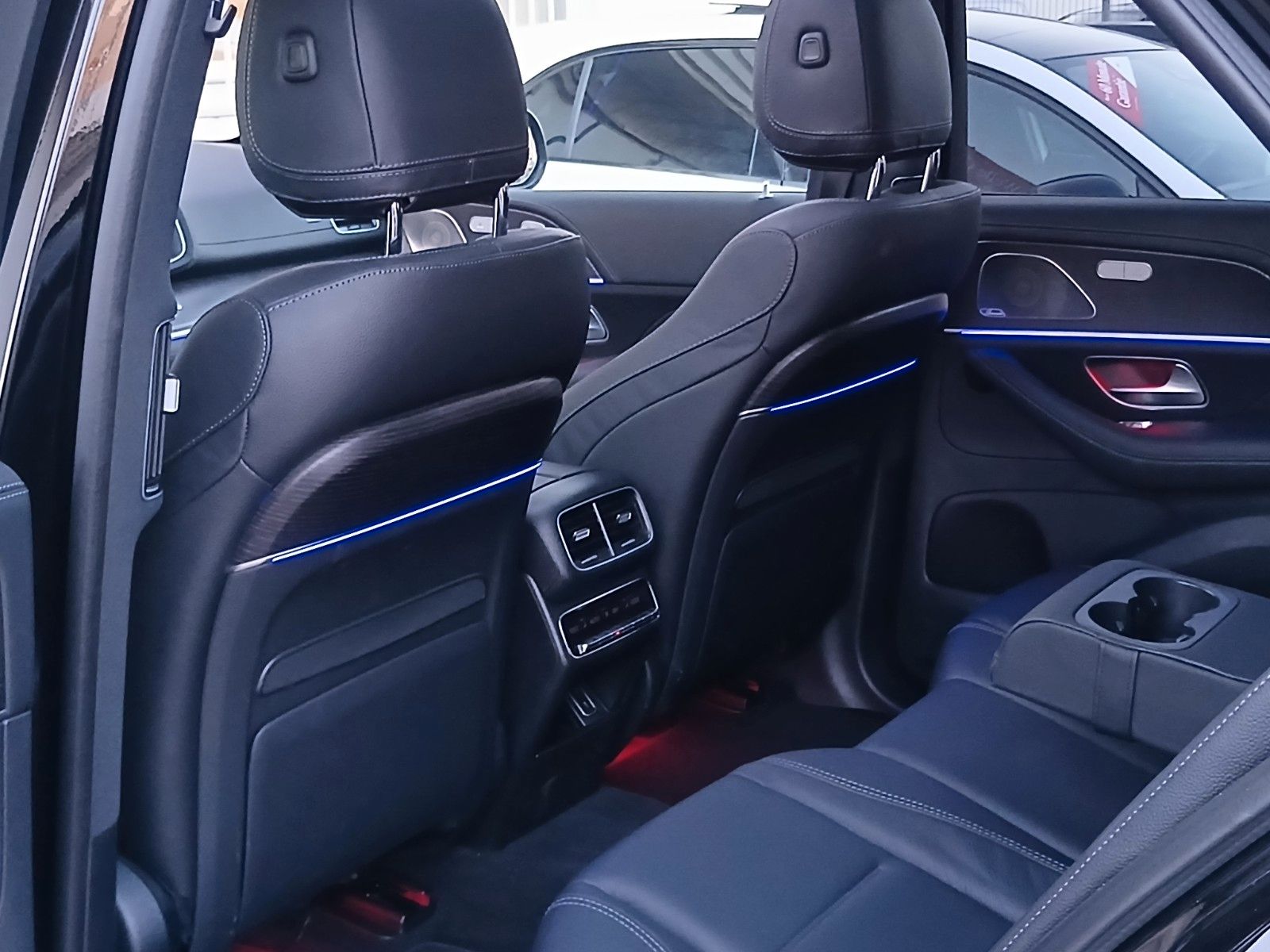 Mercedes-Benz GLE350de 4M AMG SoftClose_NappaLeder_360_BURMEST