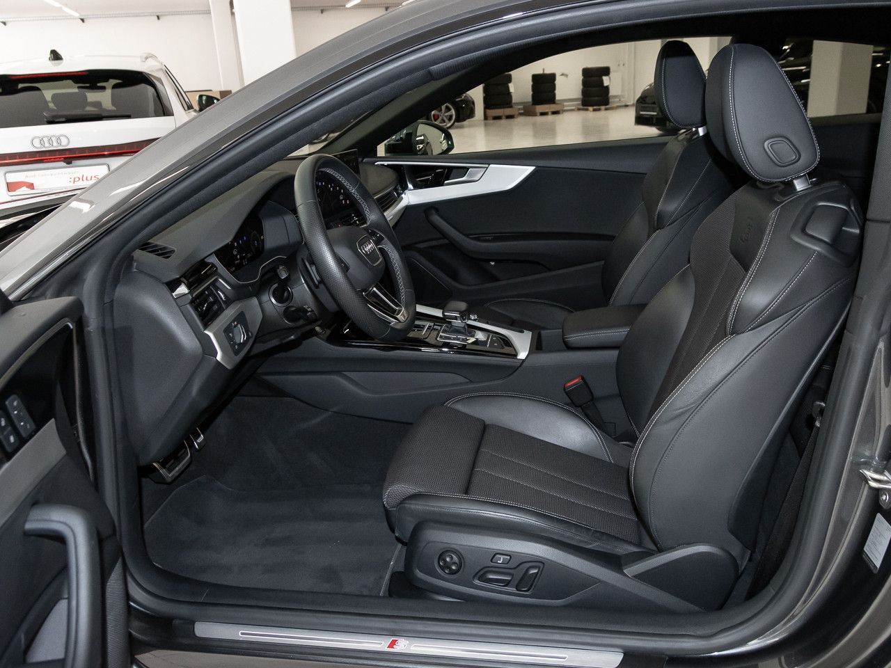 Audi A5 Coupé 45 TFSI quattro S line AHK Keyless 19''
