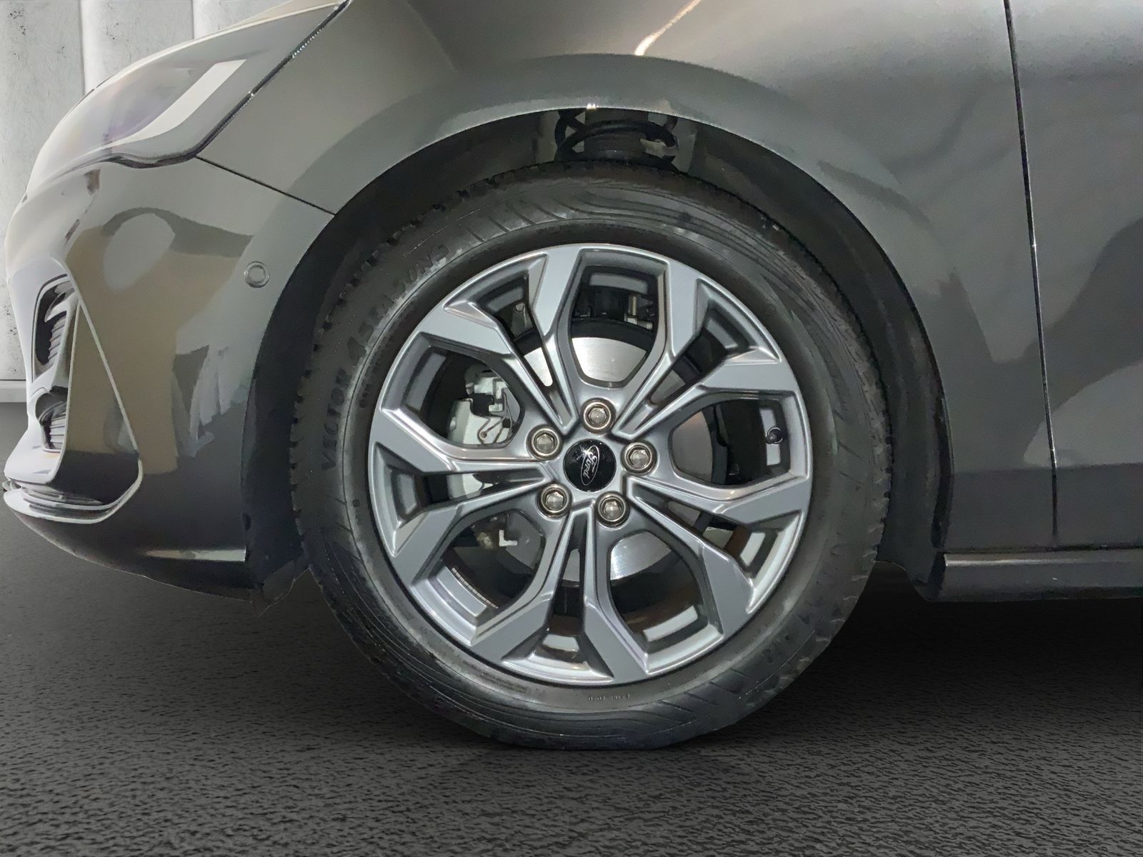 Ford Focus ST-Line X Turnier Aut.*AHK*ACC*HUD*KAM*NAV