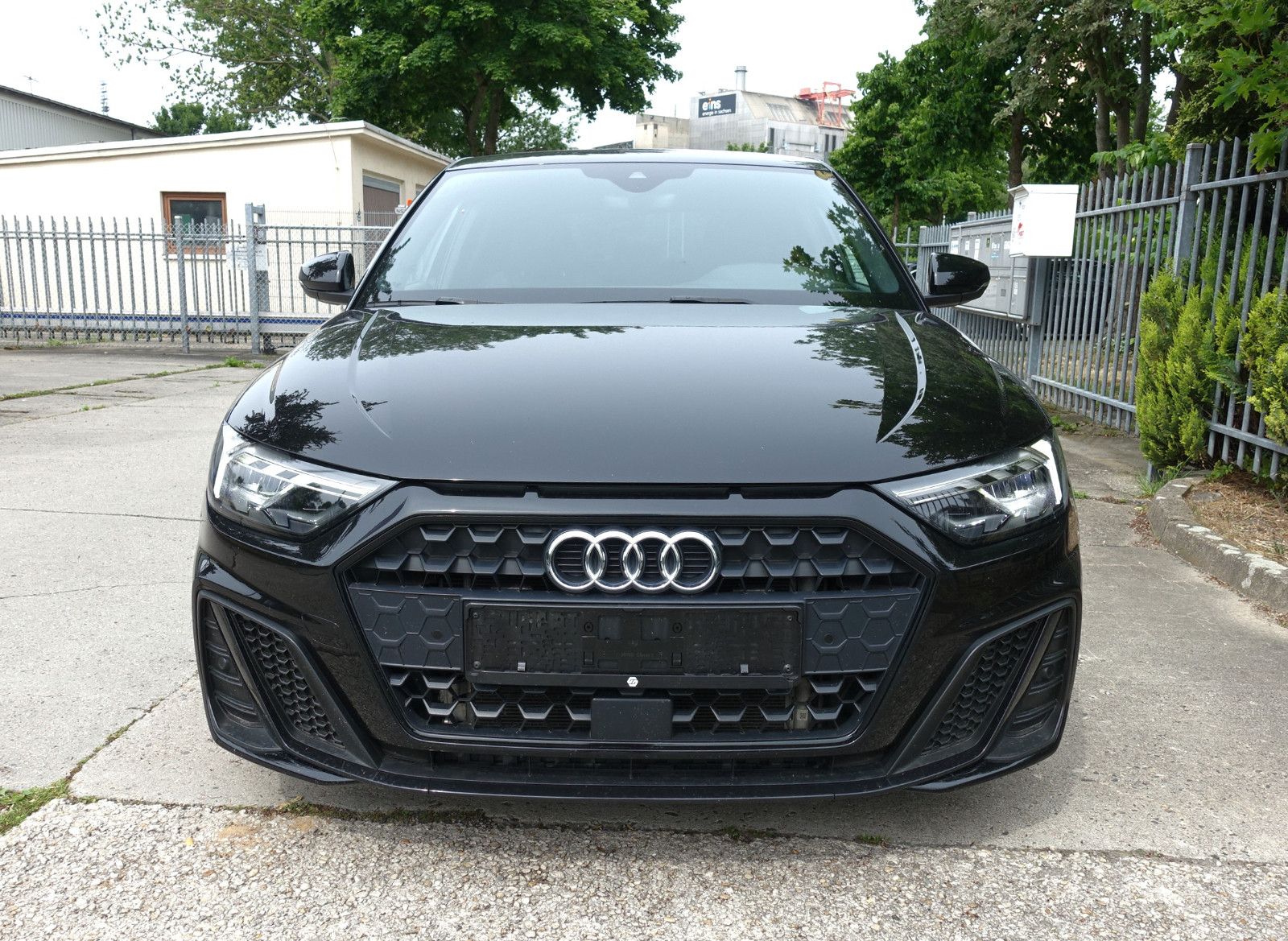 Audi A1 30 TFSI S line Sportback - Samsaru's Car Outlet