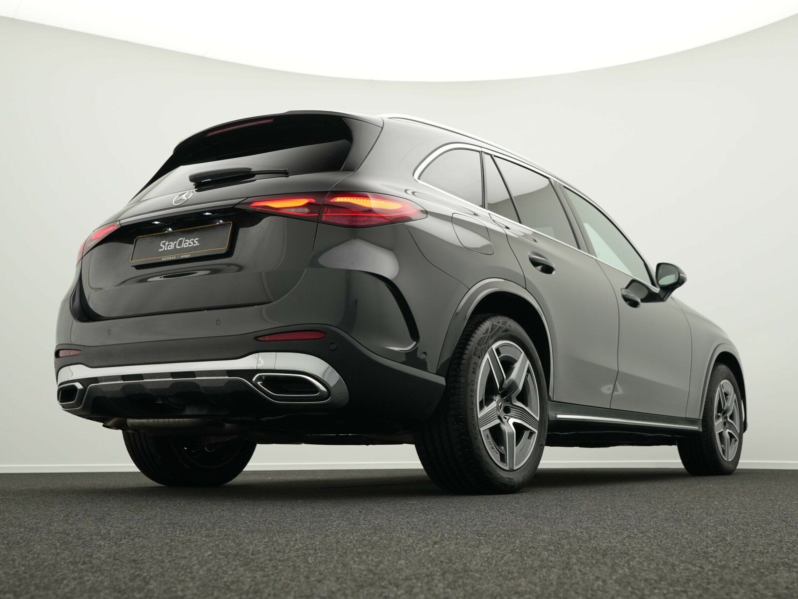 Mercedes-Benz GLC 300 d 4MATIC AMG-Line Pano+Distr+LED+Totw