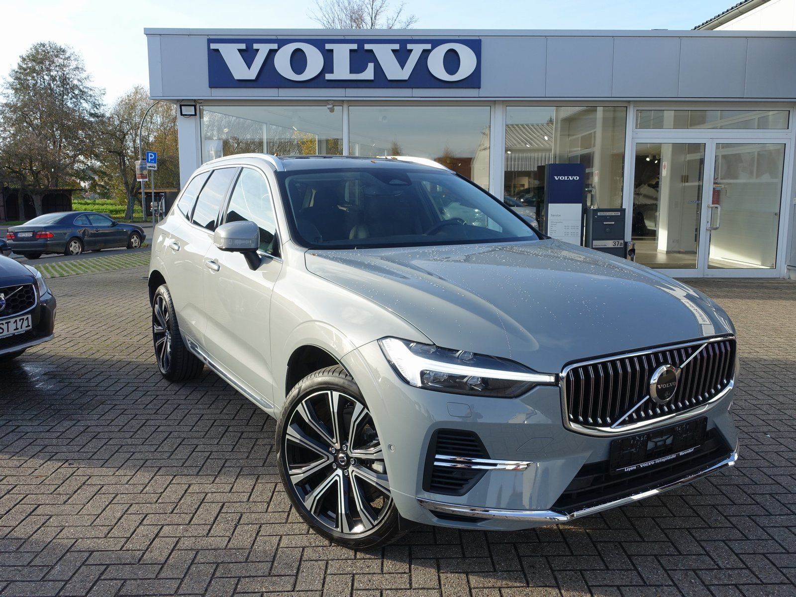 Volvo XC60 Plus T6 AWD Plug-in Hybrid/Four-C/AHK