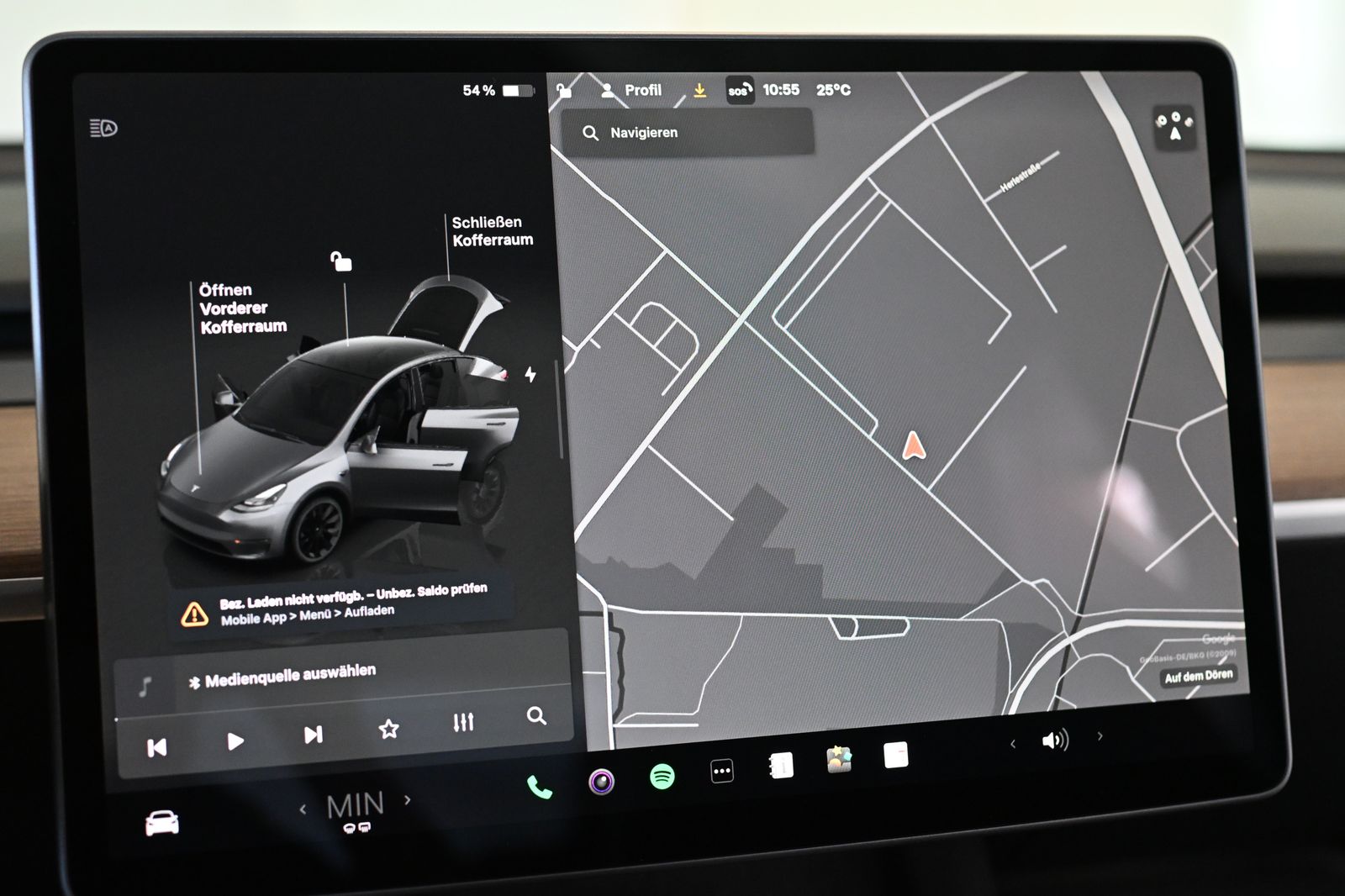 Tesla Model Y Long Range Dual AWD Pano ACC 20"
