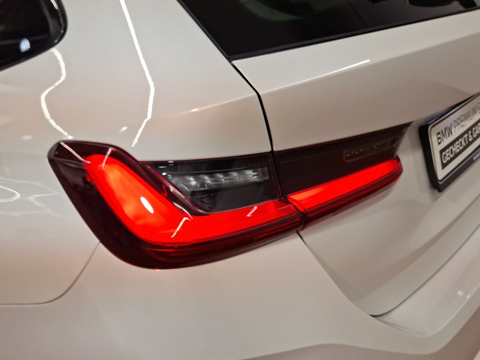 BMW 318i Touring LiveCockpitProf Kamera Driv.Assist