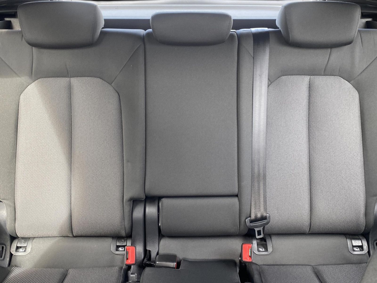 Audi Q3 40 qua advanced Matrix*Virtual*Kamera*ACC*AHK