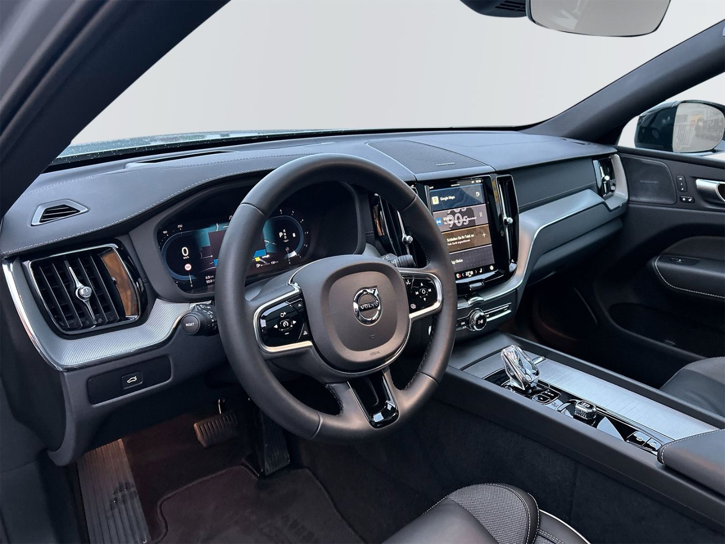 Volvo XC60 B4 Diesel AWD Ultimate Dark 21'' AHK Luft S