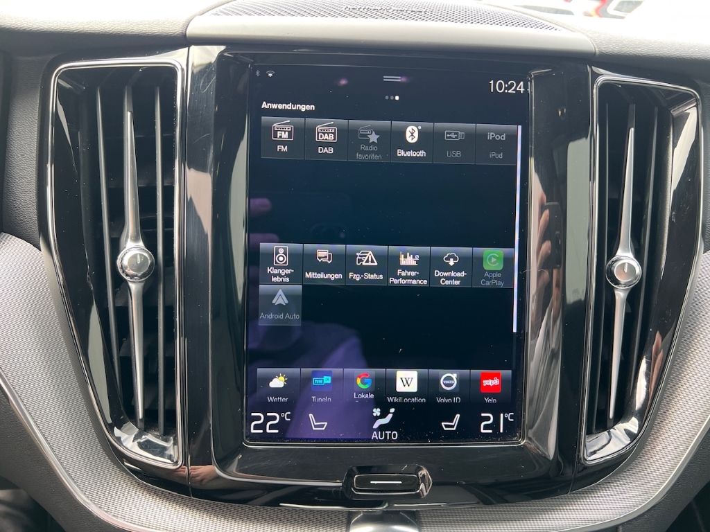 Volvo XC60 R-Design Recharge AWD T6 HUD StandHZG AHK A