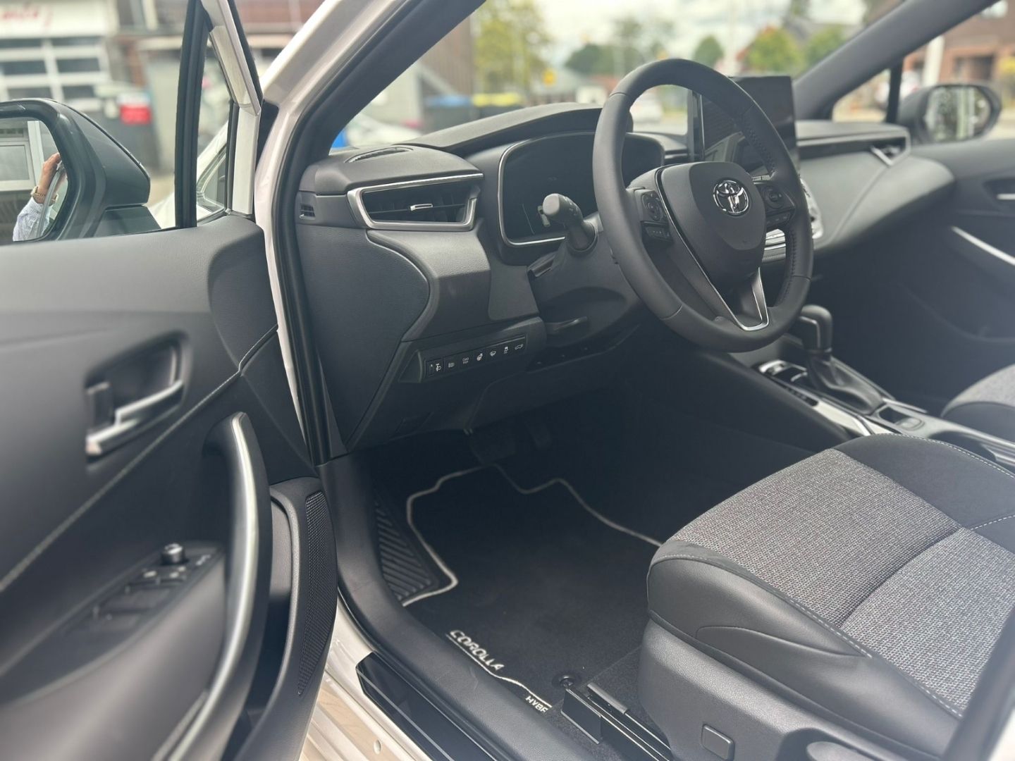Toyota Corolla 2,0l Hybrid TS Teamplayer ACC NAVI LED S