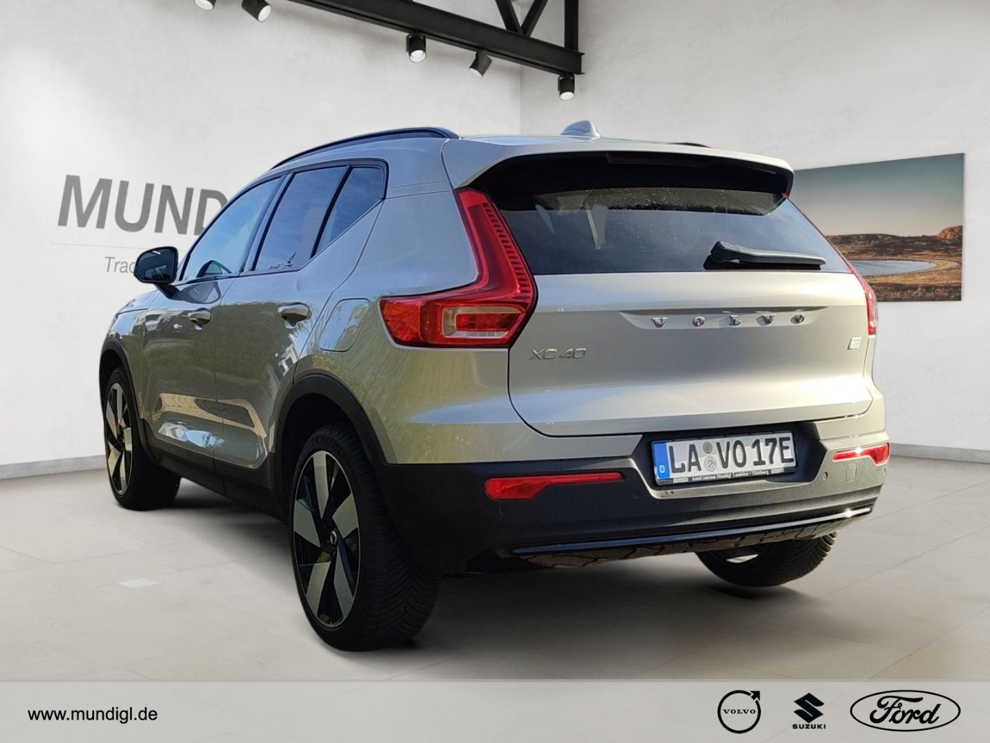Volvo XC40 Ultimate Pure Electric NAVI AWD AHK ACC eSD