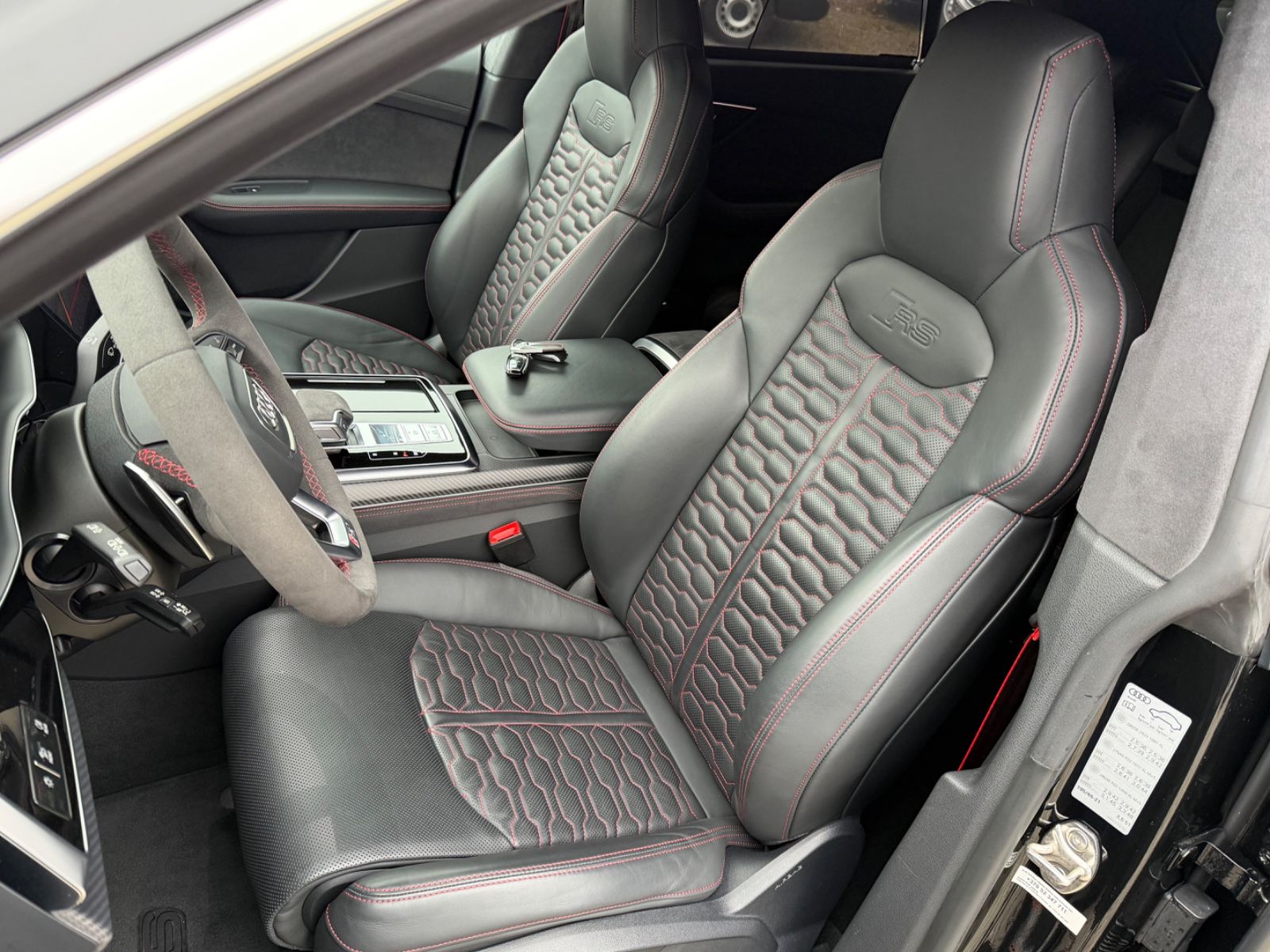 Audi RSQ8  4.0 TFSI quattro.Standheizung.