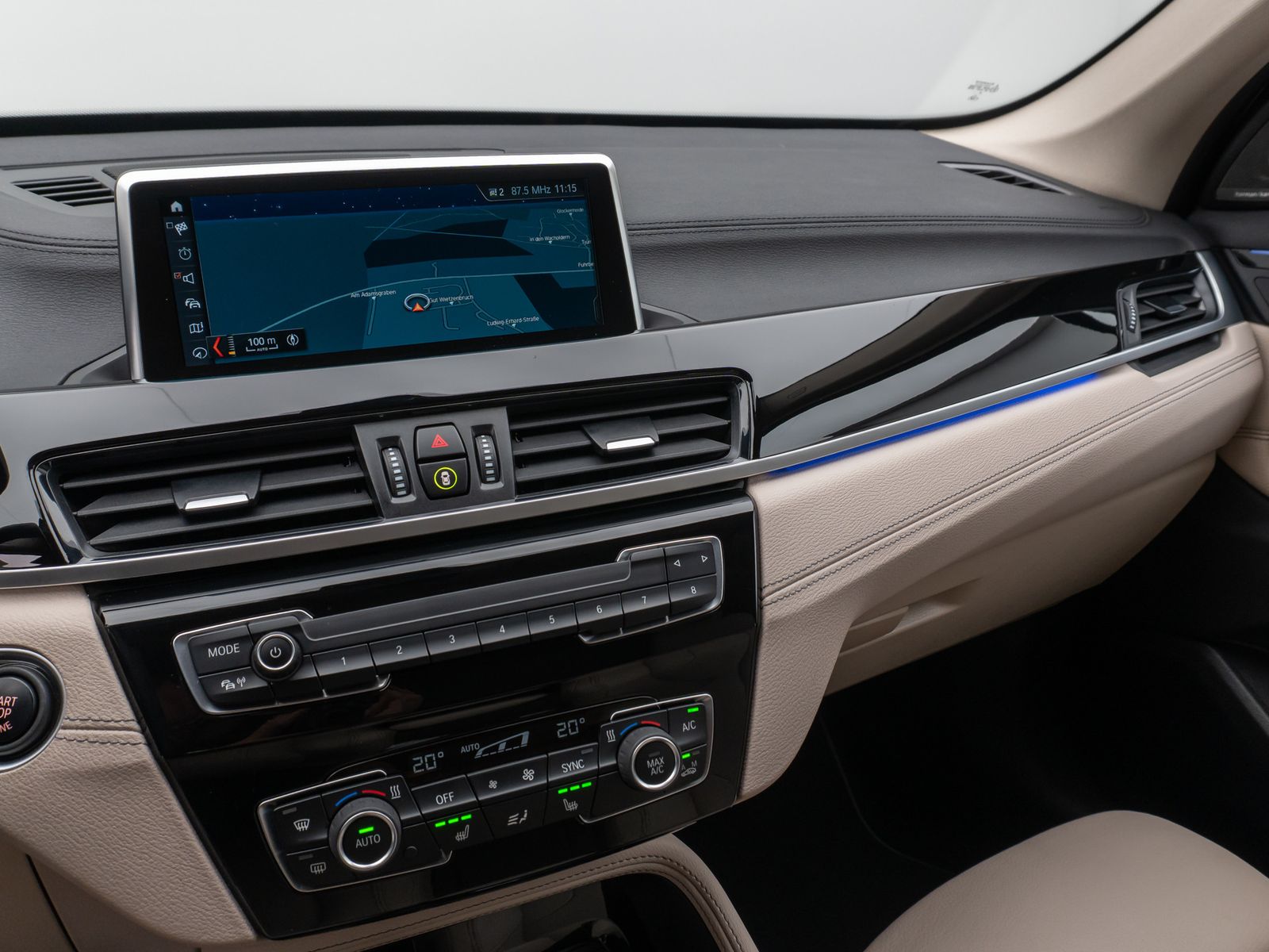 BMW X1 xD25d xLine - Samsaru's Car Outlet
