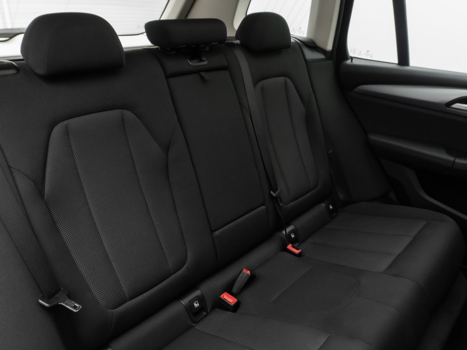 BMW X3 xD30e Panorama Kamera DAB HiFi WLAN Stop&Go