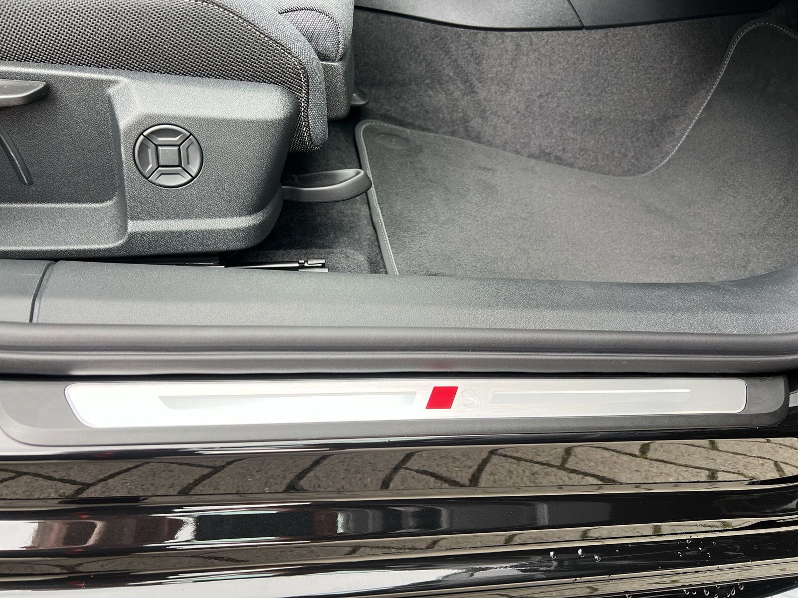 Audi A5 Avant TDI quattro S-LINE+LED+KAMERA+STDHZ+AHK