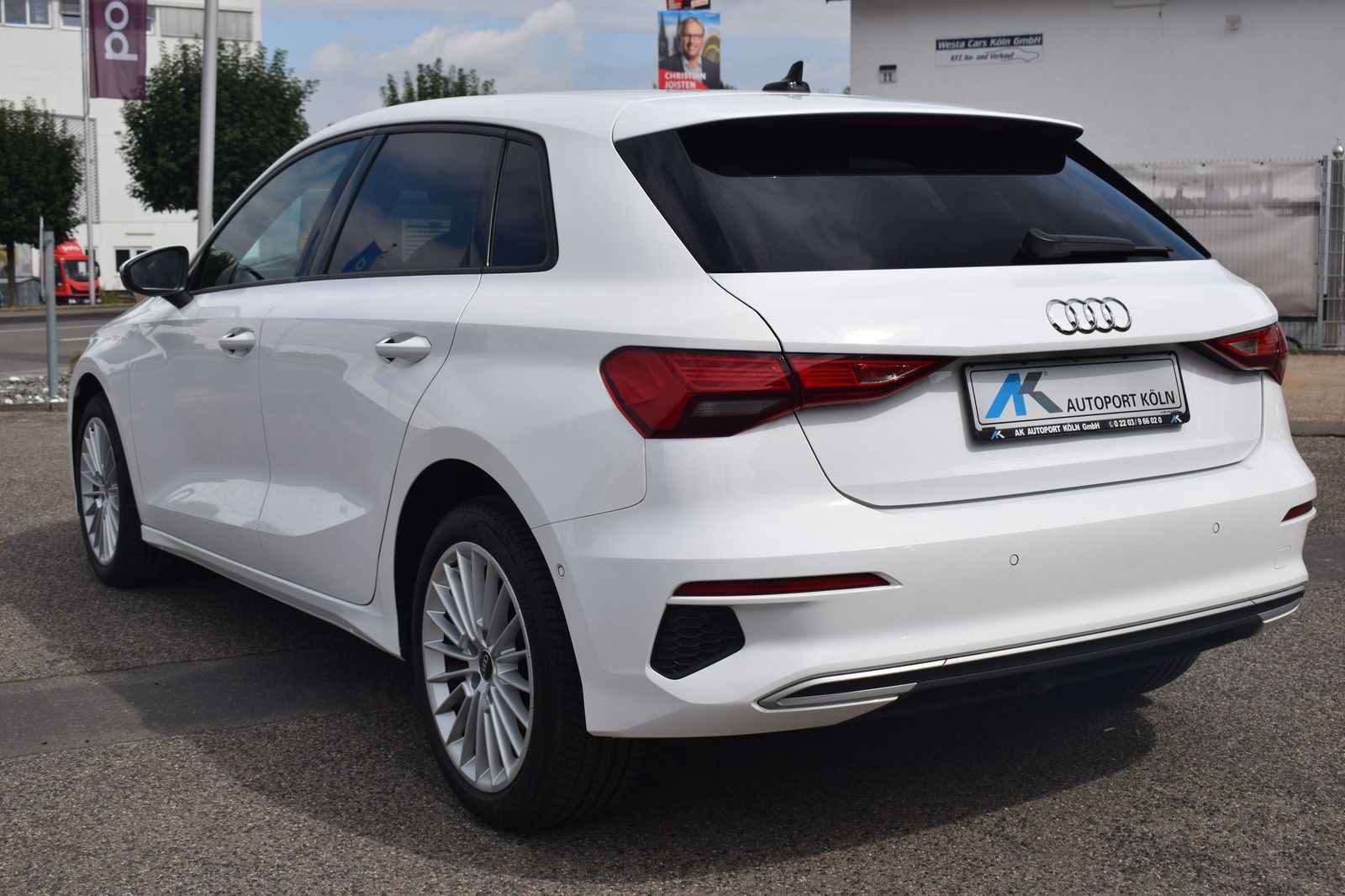 Audi A3 SportbackTDI Fahrschulwage/Automatik/AHK