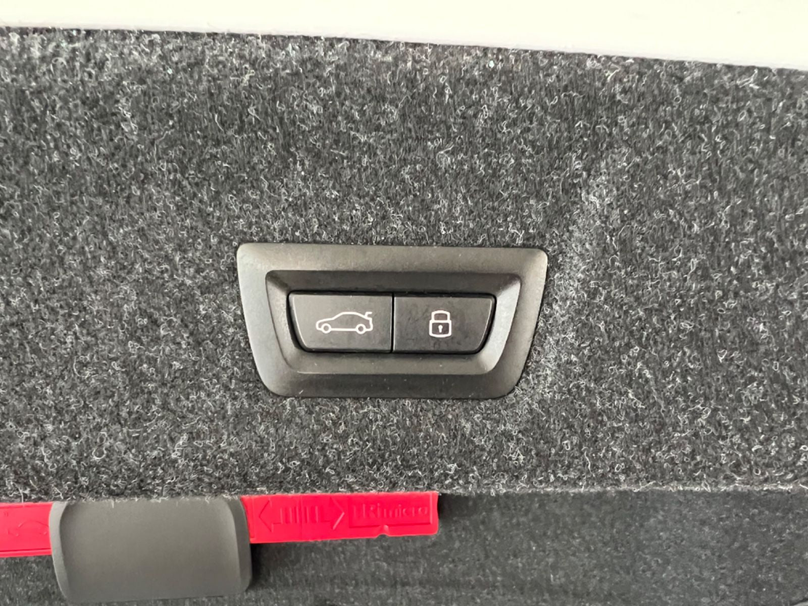 BMW 320 d xDrive M Sport - Samsaru's Car Outlet