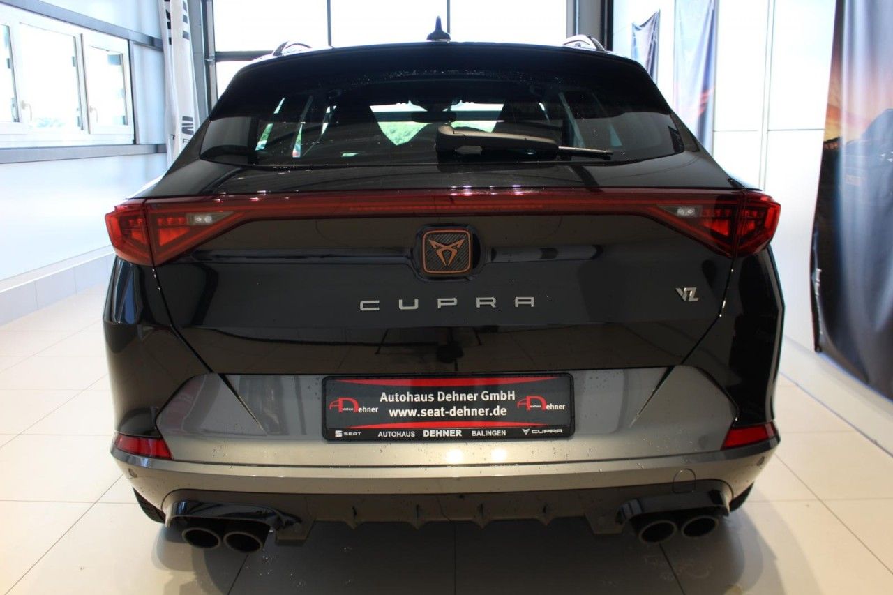 Cupra Formentor VZ 4Drive AHK+elSITZ+PANO+elHK+CARPLAY