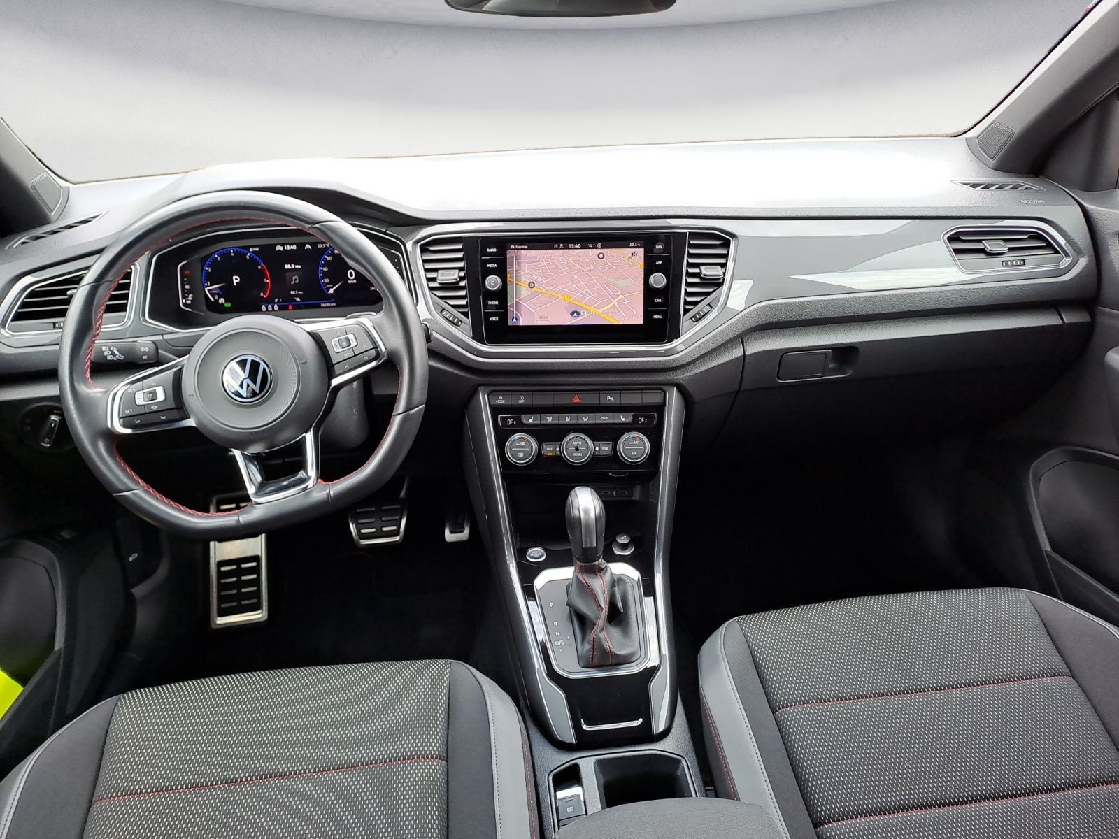 Volkswagen T-Roc 1.5 TSI ACT OPF DSG Sport - Samsaru's Car Outlet