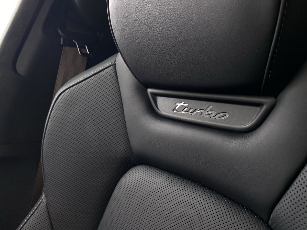 Porsche Macan Turbo |HA-Lenkung |AHK |Pano-D.