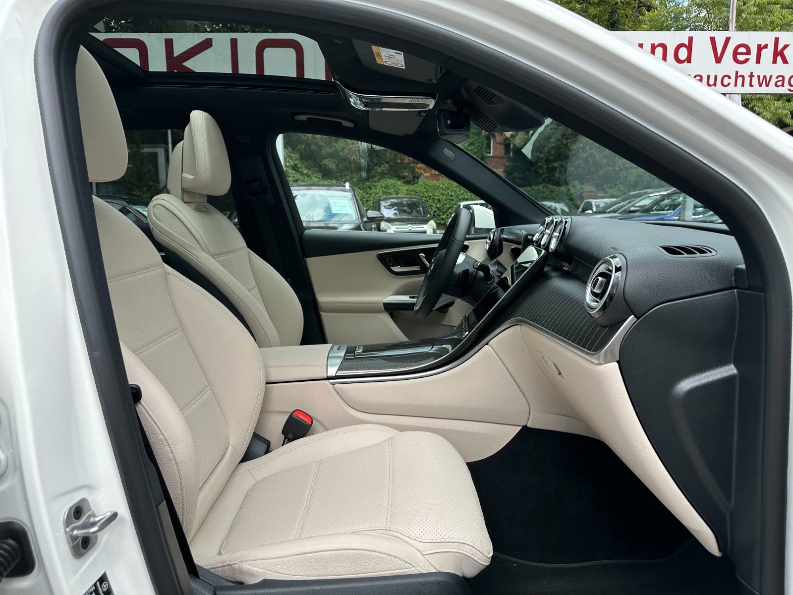 Mercedes-Benz GLC 400e 4M - Samsaru's Car Outlet