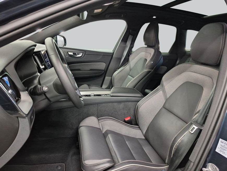 Volvo XC60 B4 D Plus Dark  Business*Sound H&K*360°View