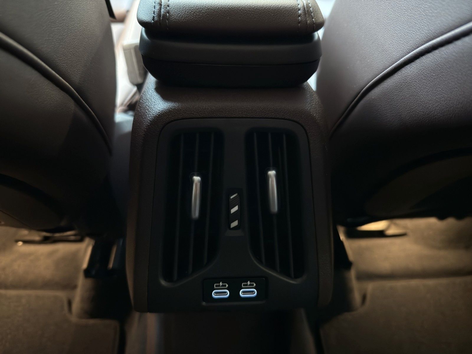 BMW X1 23d xDrive xLine - Samsaru's Car Outlet