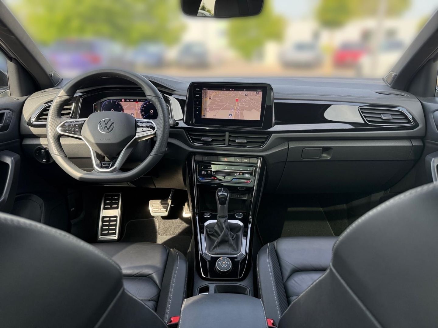 Volkswagen T-Roc R-Line 4motion 2.0 TSI - Samsaru's Car Outlet