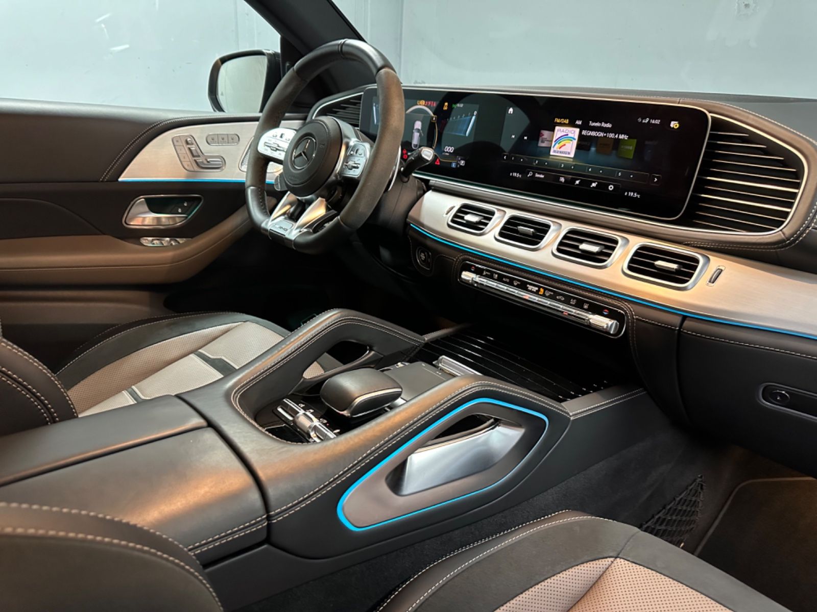 Mercedes-Benz GLE 63 S 4MATIC+ *PANORAMA*NIGHT*VMAX*MULITBEAM*
