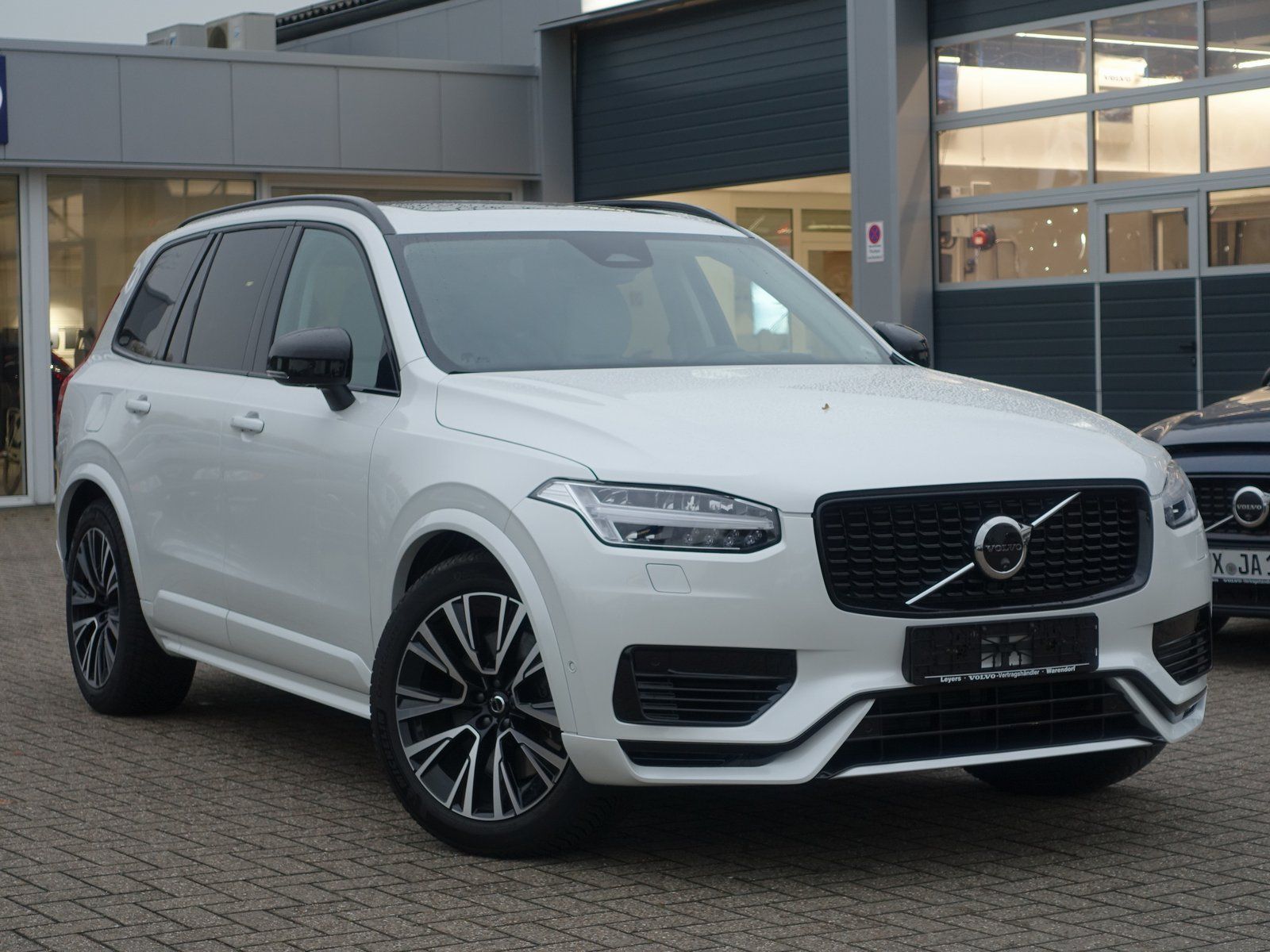 Volvo XC90 Ultra Dark T8 AWD Plug-in Hybrid PANO/FourC