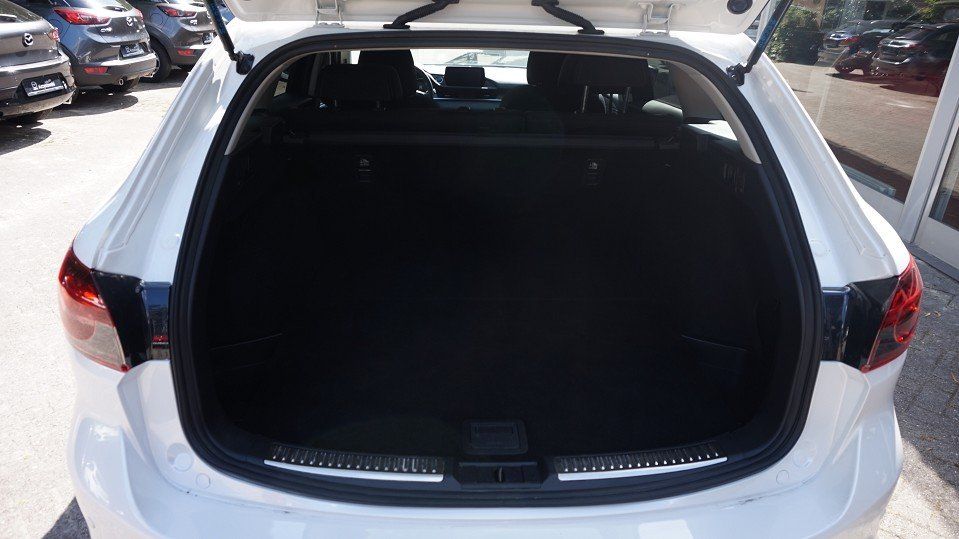 Mazda 6 2.0L SKYACTIV G 165 6AT FWD CENTER-LINE