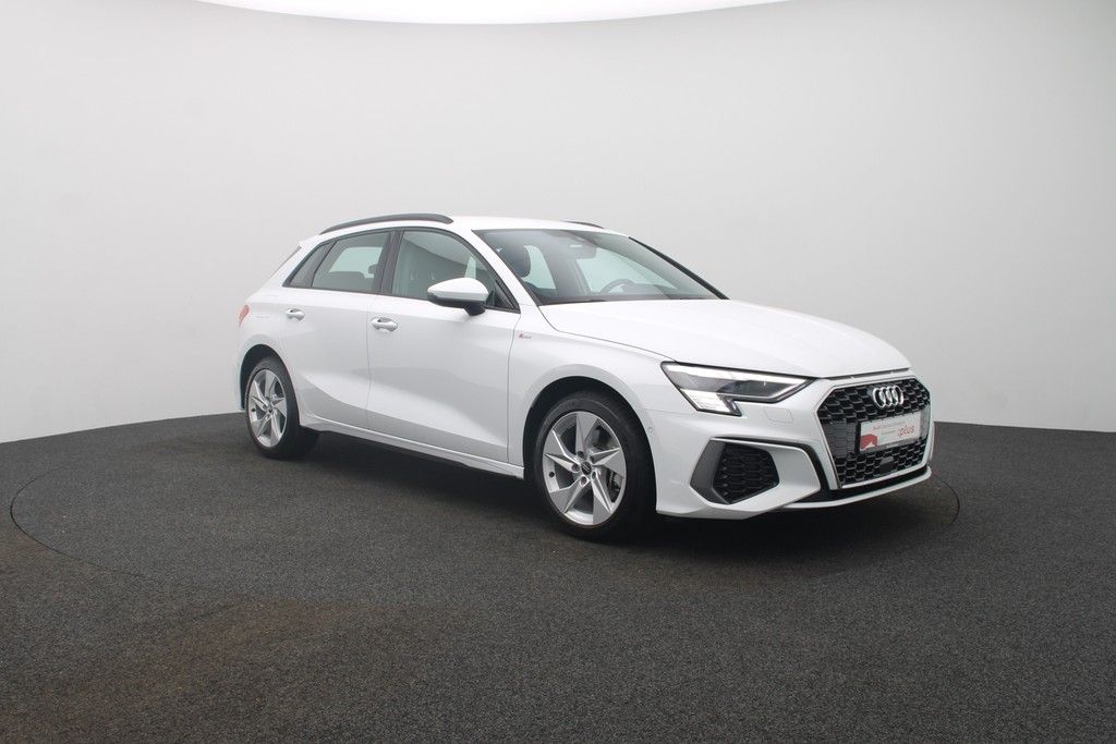Audi A3 Sportback 40 TFSI e S line - Samsaru's Car Outlet