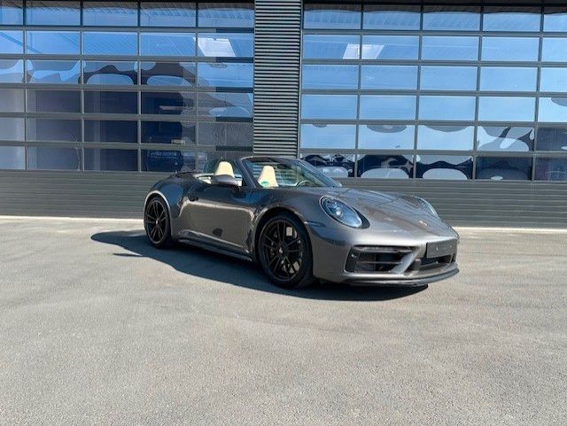 Porsche 992 911 Carrera GTS Cabrio - Samsaru's Car Outlet