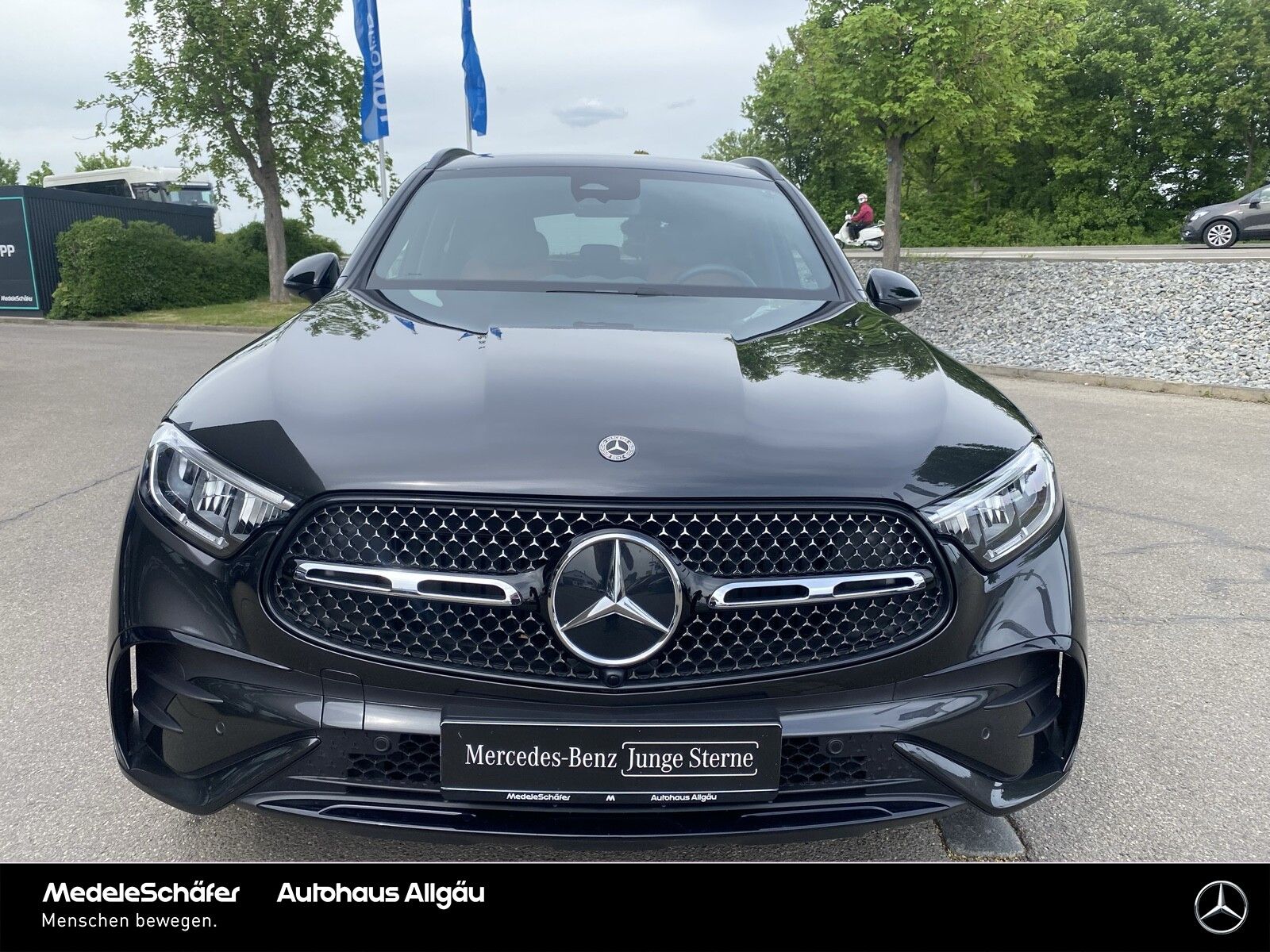 Mercedes-Benz GLC 220 d 4M AMG Night 20' Dist AHK LED Ambi Kam