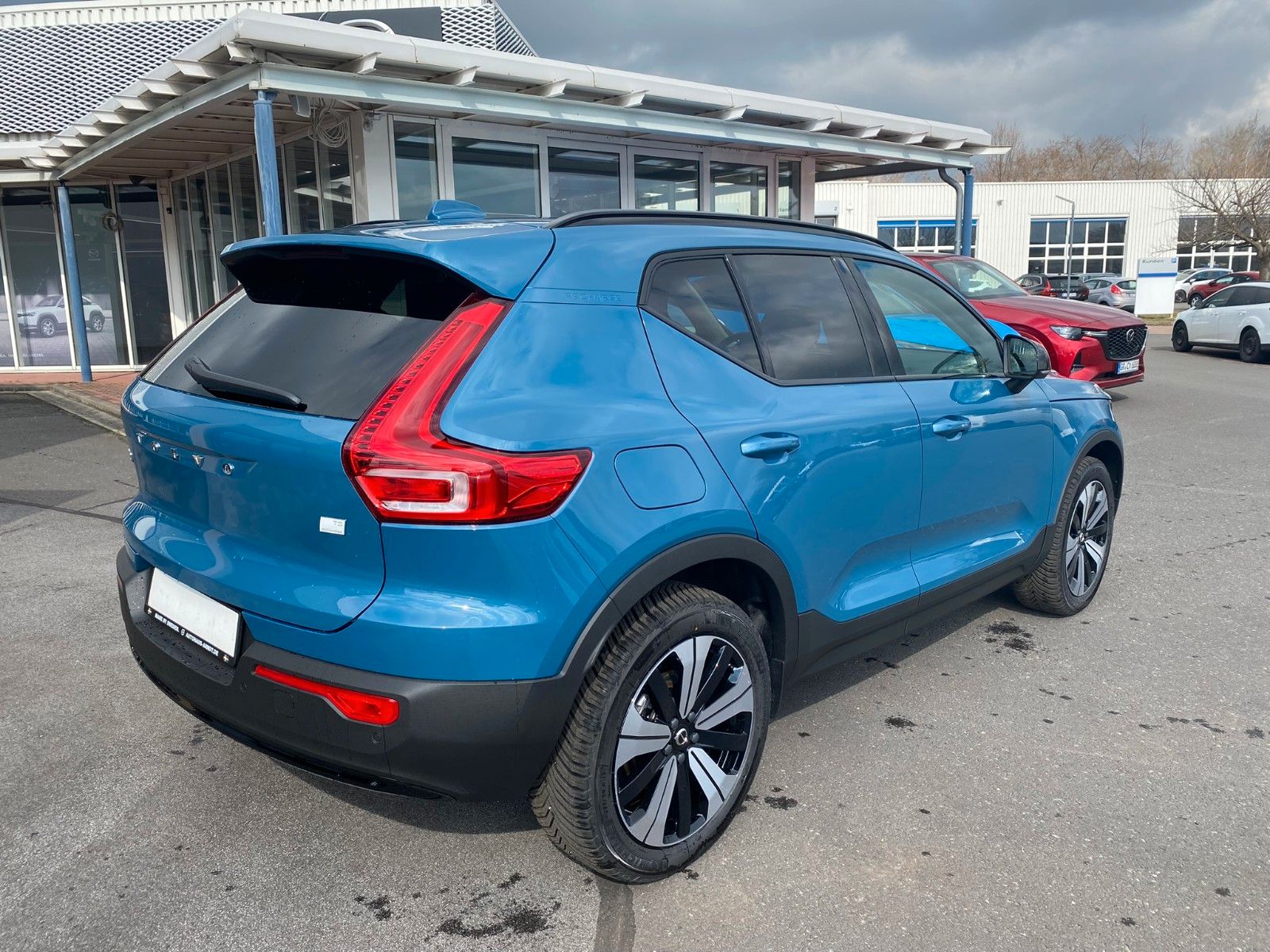 Volvo XC40 T5 Plus Dark Recharge Plug-In Hybrid 2WD