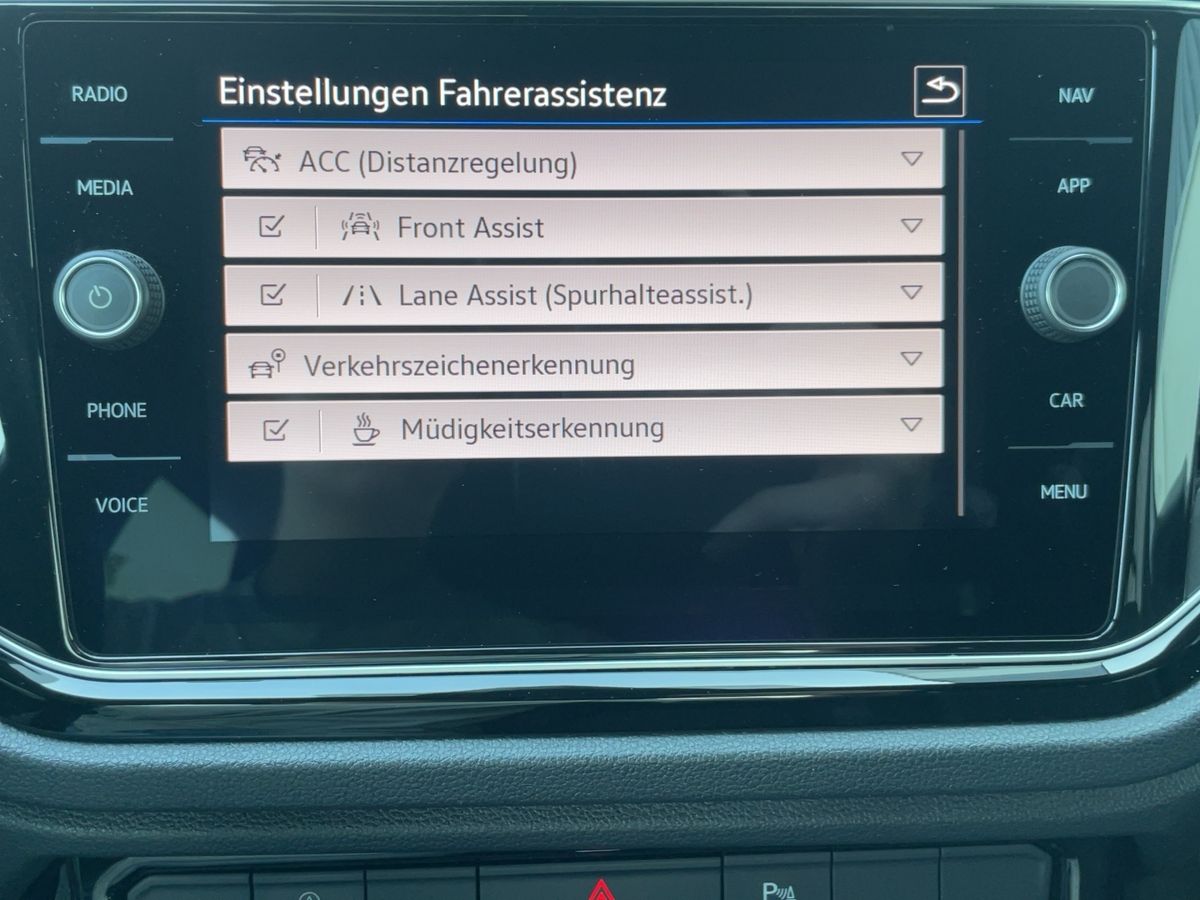 Volkswagen T-Roc 2.0 TSI 4Motion Sport - Samsaru's Car Outlet