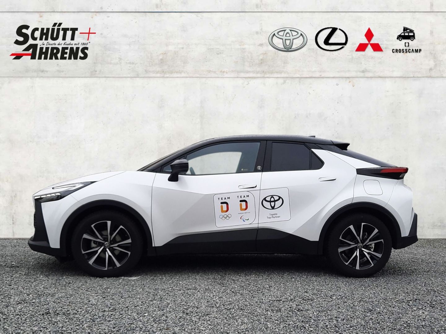 Toyota C-HR Team Hybrid - Samsaru's Car Outlet