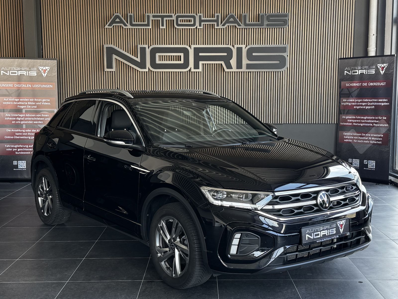 Volkswagen T-Roc 1.0 TSI R-Line - Samsaru's Car Outlet