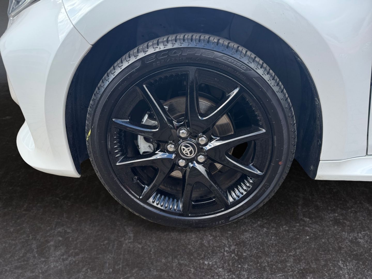 Toyota Yaris Hybrid 1.5 Style *HUD*Teilleder*SHZ*CAM*PD