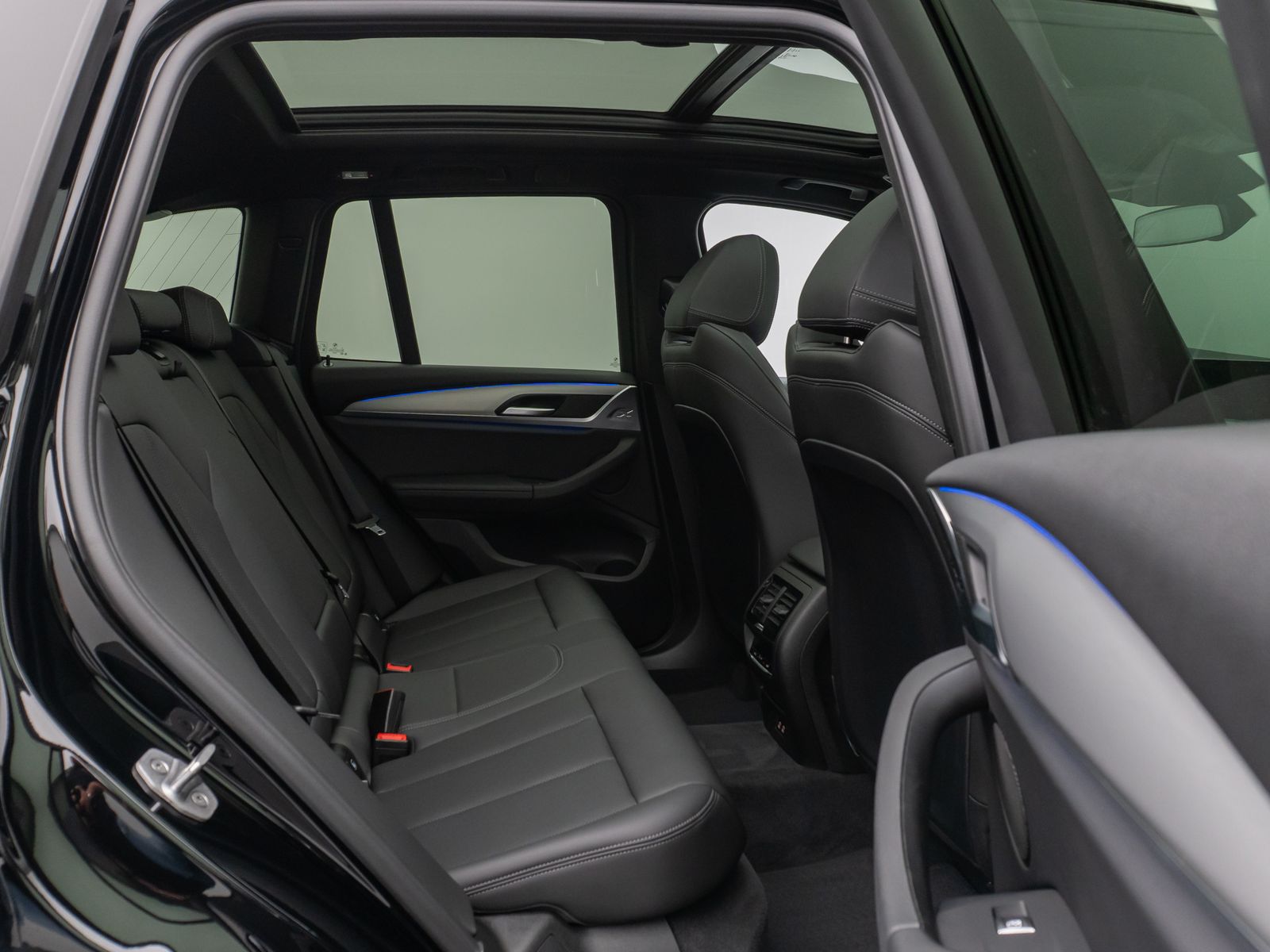 BMW X3 xD20d Sport - Samsaru's Car Outlet