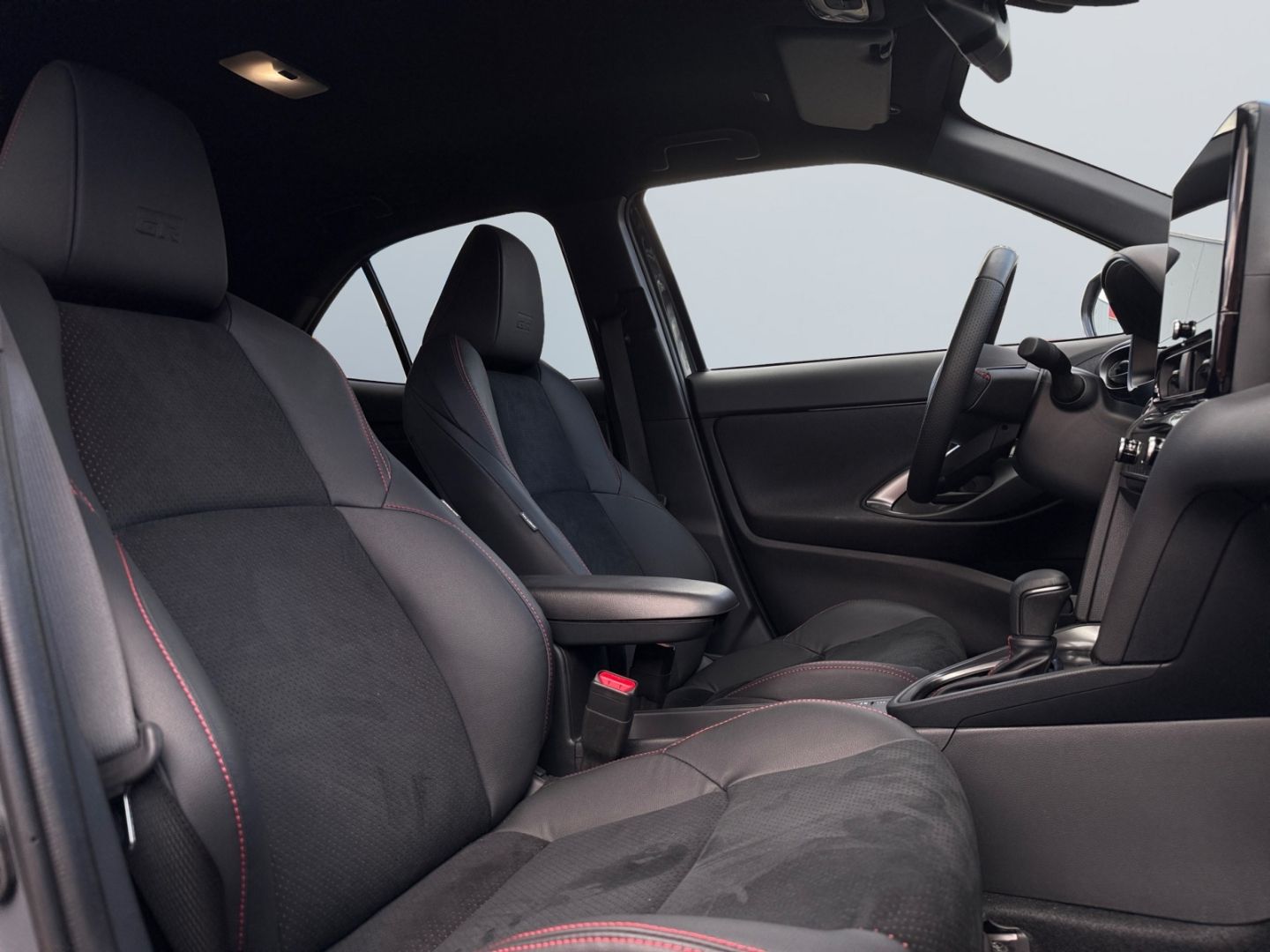 Toyota Yaris Cross FWD VVT-i Hybrid 1.5 GR Sport