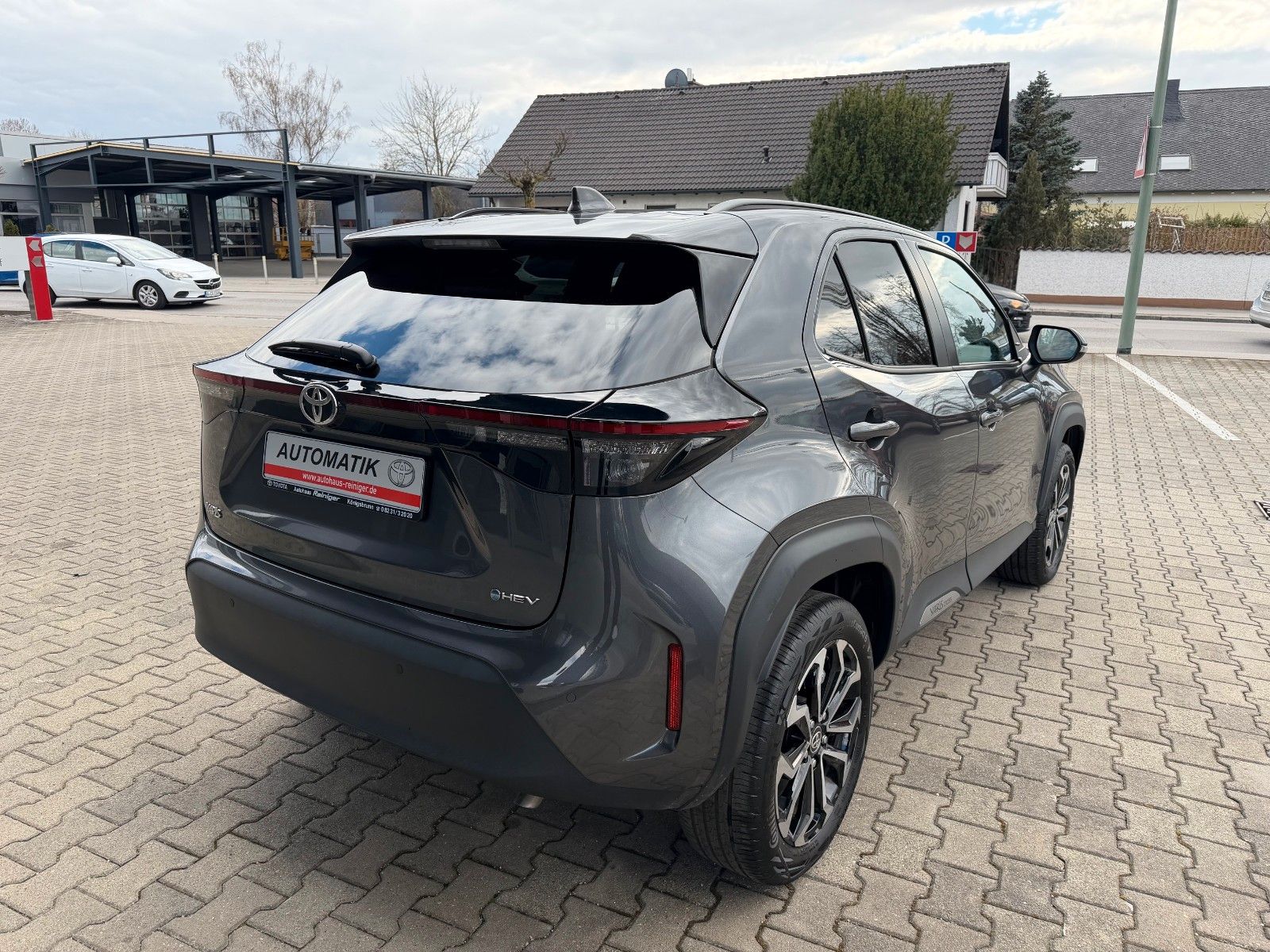 Toyota Yaris Cross 1.5l Hybrid Style*SHZ,Navi,PDC v+h*