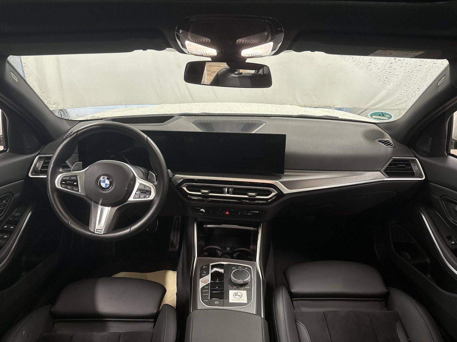 BMW 320i M Sport - Samsaru's Car Outlet