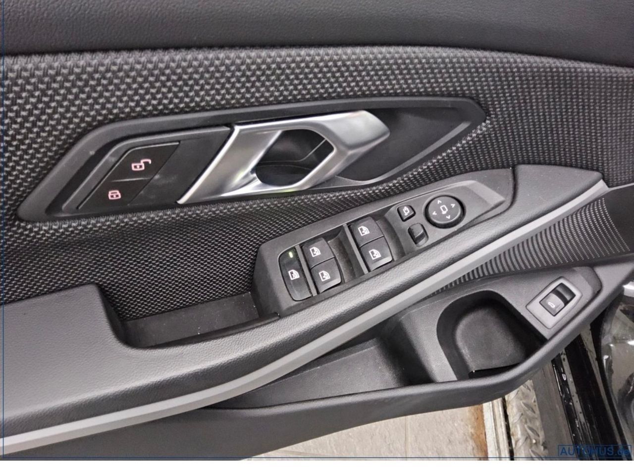 BMW 320d xDrive Touring - Samsaru's Car Outlet