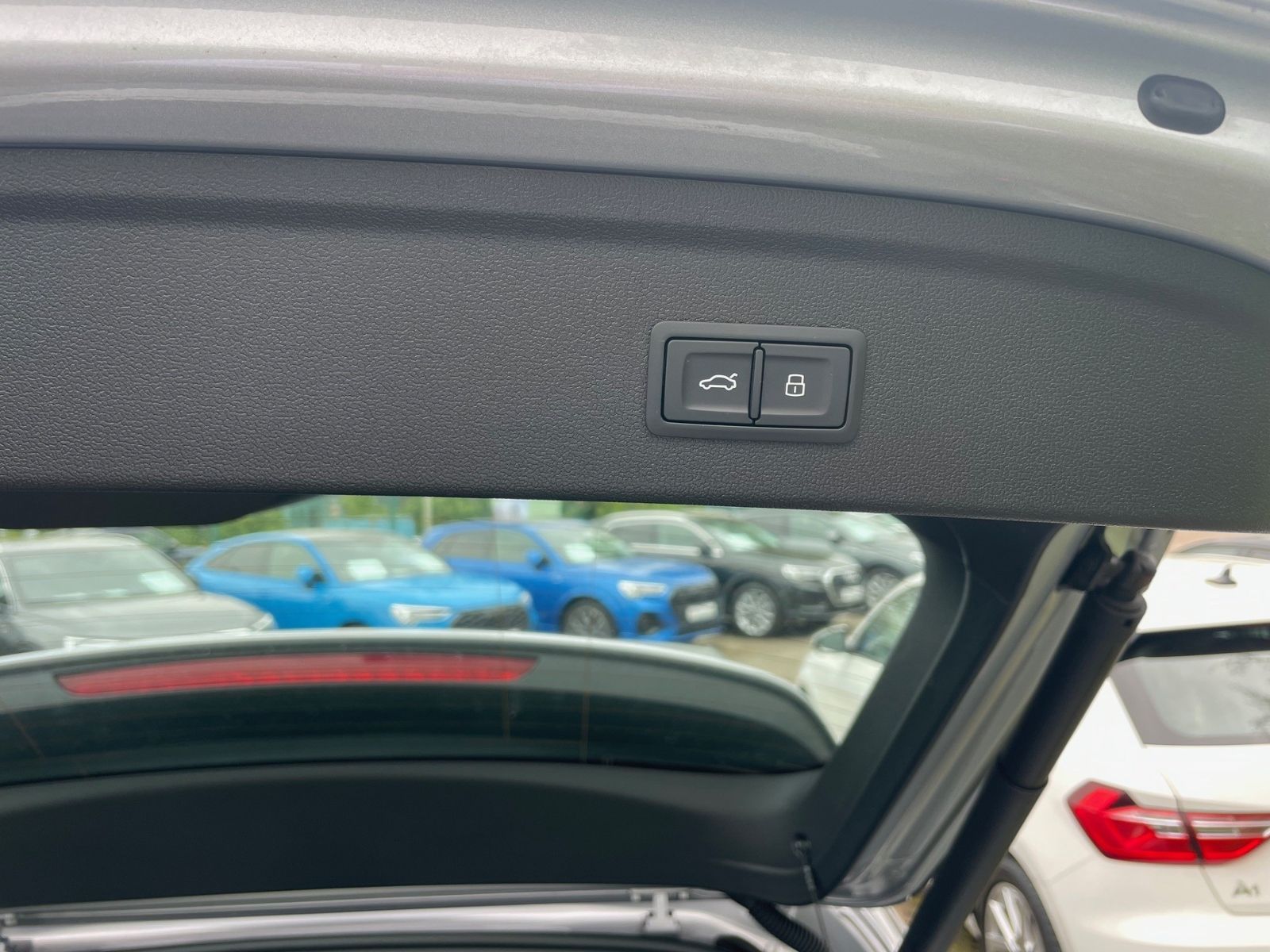 Audi A3 Sportback 30 TFSI S tronic - Samsaru's Car Outlet