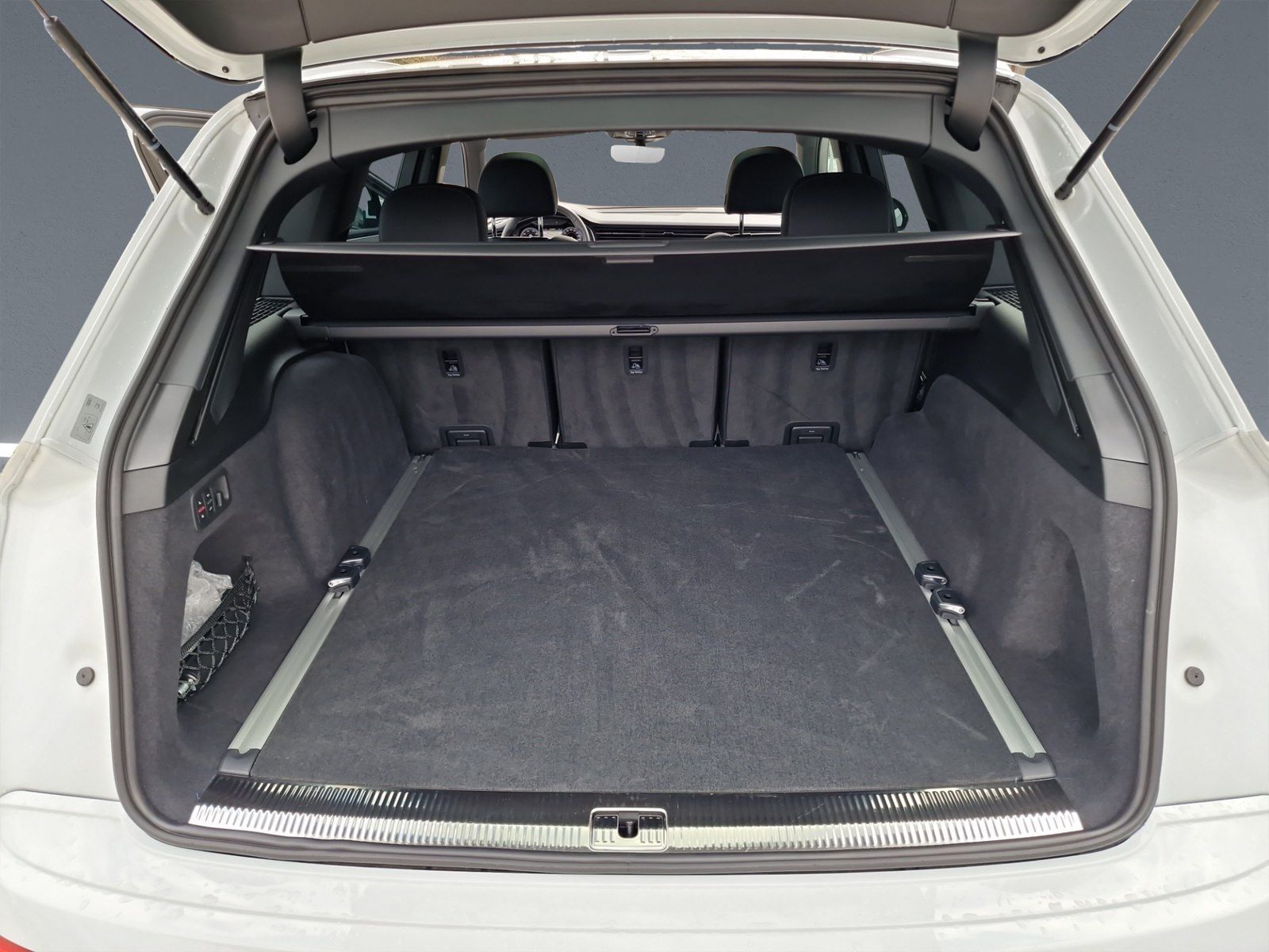Audi Q7 55 TFSI e qu 2x S line MATRIX Pano Allradlenk